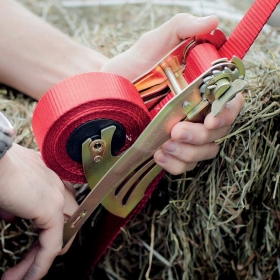 KERBL Automatska traka za stezanje 3,6m,nosivost 800kg,S-kuka KERBL Automatska traka za stezanje 3,6m,nosivost 800kg,S-kuka